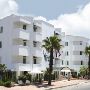 HOTEL PAMIRA