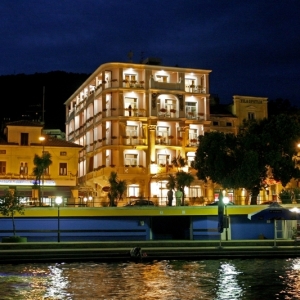 HOTEL MOZART